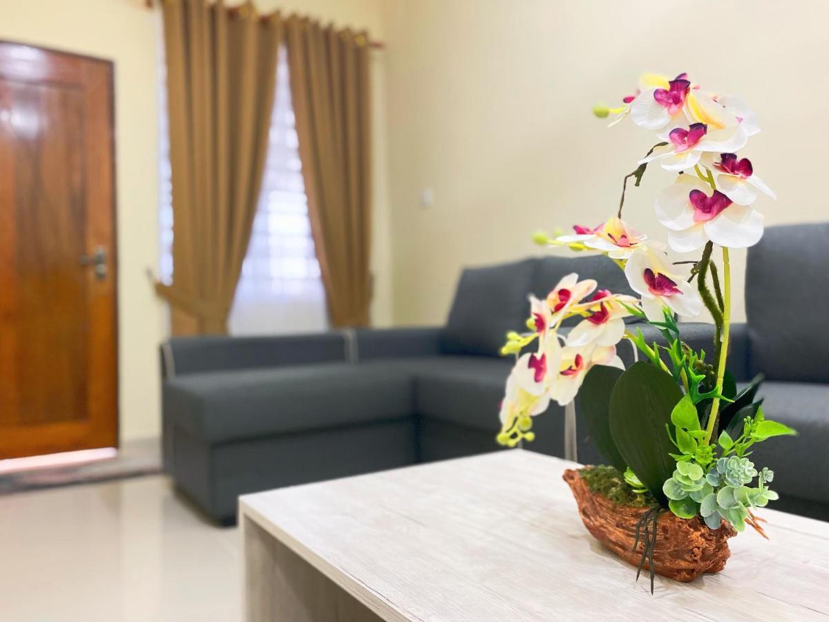 Nazza Homestay Besut With Swimming Pool Kampung Raja Extérieur photo